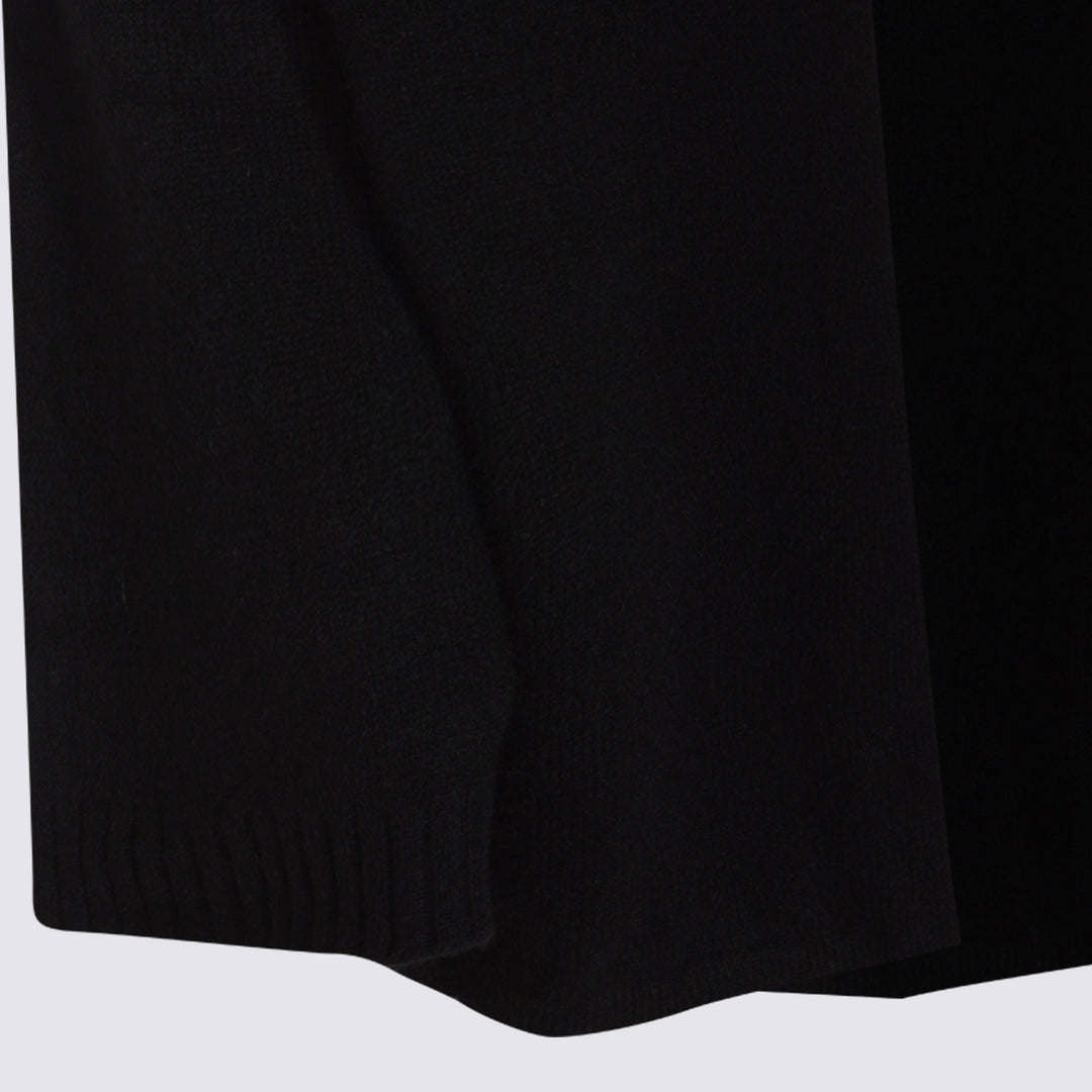 Not Shy Sweaters - Neri e Grigi | a2df444dce2e57e7450f9ff3ef97b3e5374f4b46