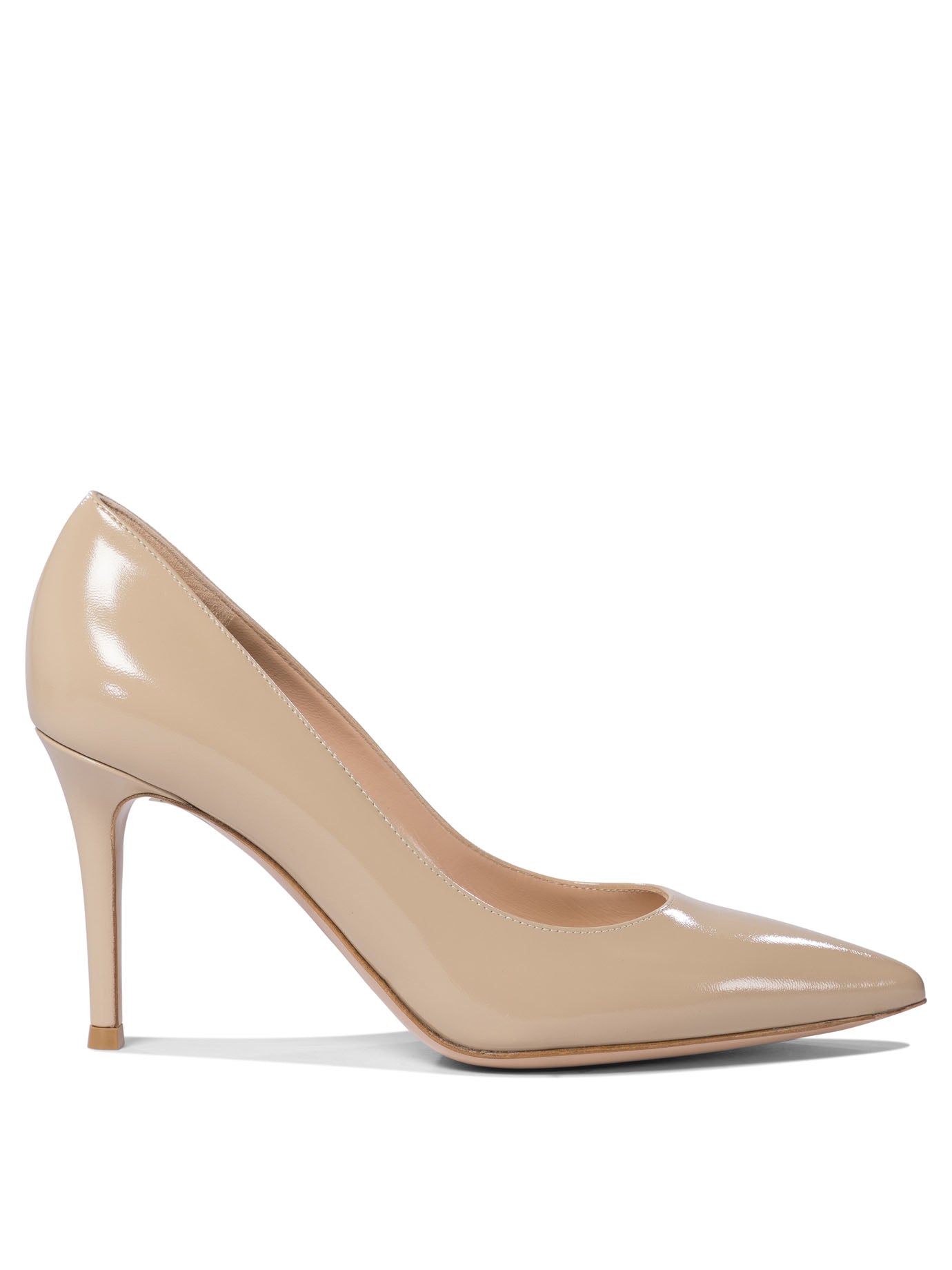 Beige patent shoes 2025