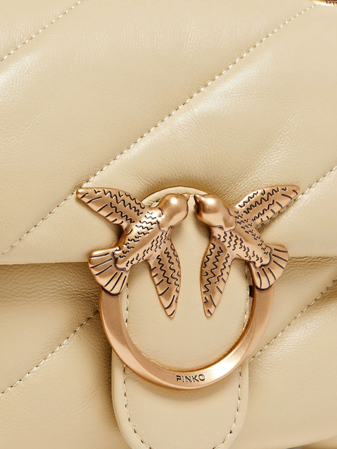 Pinko Bags - Vivaci | 6d0c5e9c1ab843ac0c0d23f57b5c3cc029b52869