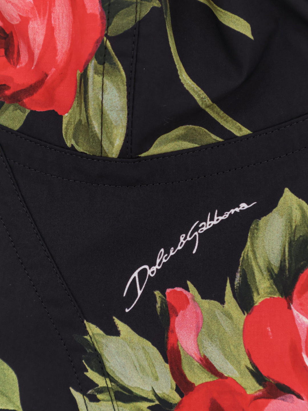 Dolce & Gabbana T-shirts and Polos - BOUQUET ROSE NERO | 0428e1ec6d60d90d042c5369d0b7a6ccdf23f198