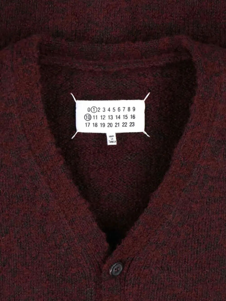 Jacquemus T-shirts - Nude & Neutrals | 4ace961d35565707305e4be53d96670f56cab98d