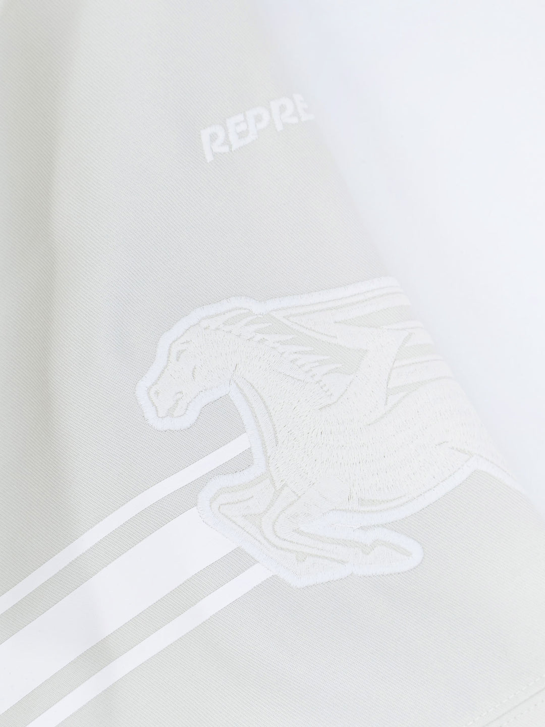 Represent T-shirts and Polos - CHALK | a3d116f6e6716b898bbdade98840e18d17bd6c83