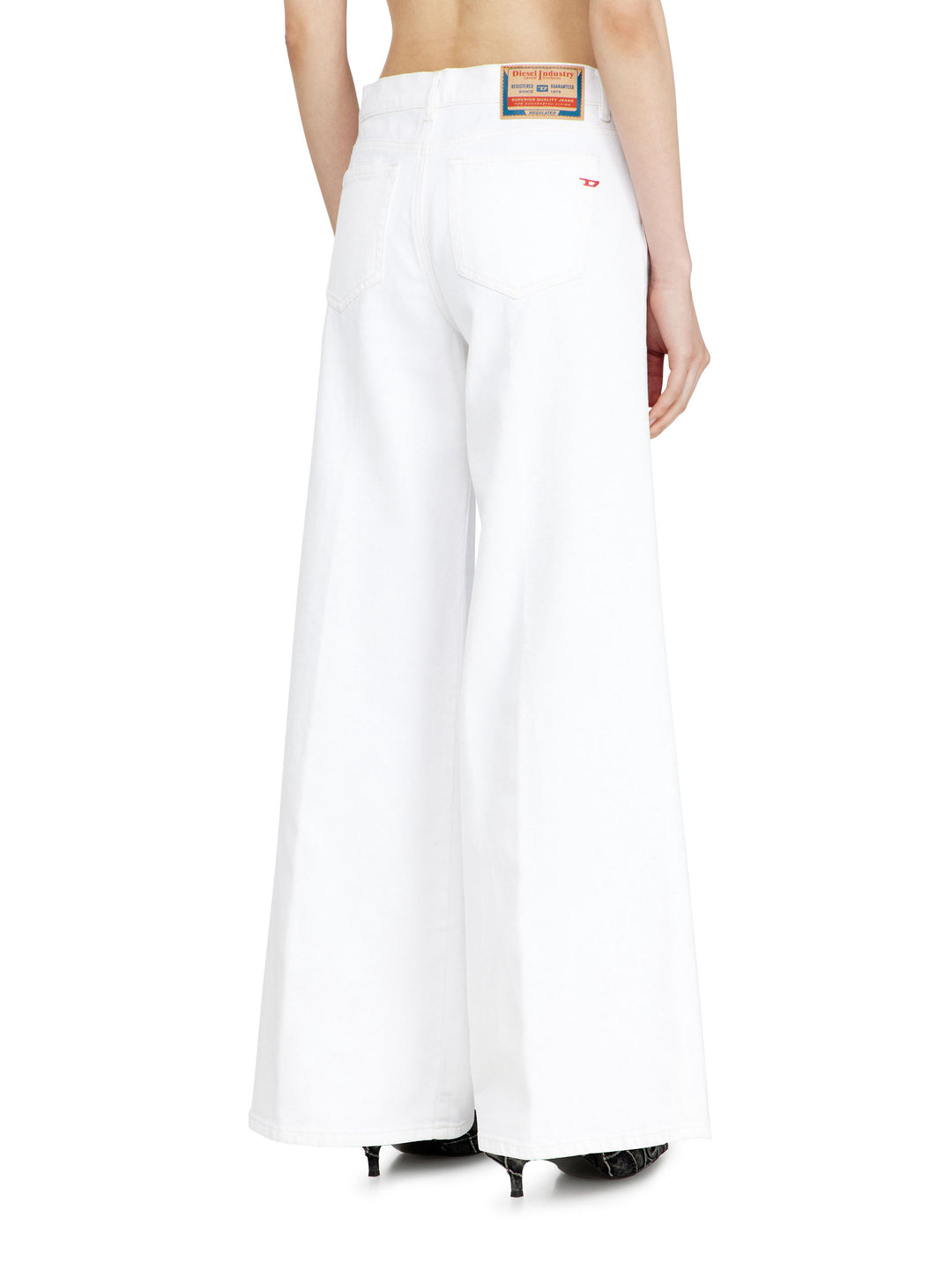 Diesel  - Light and natural | 3c05211e740f673a50cd183173f8ff95b06ff5bd