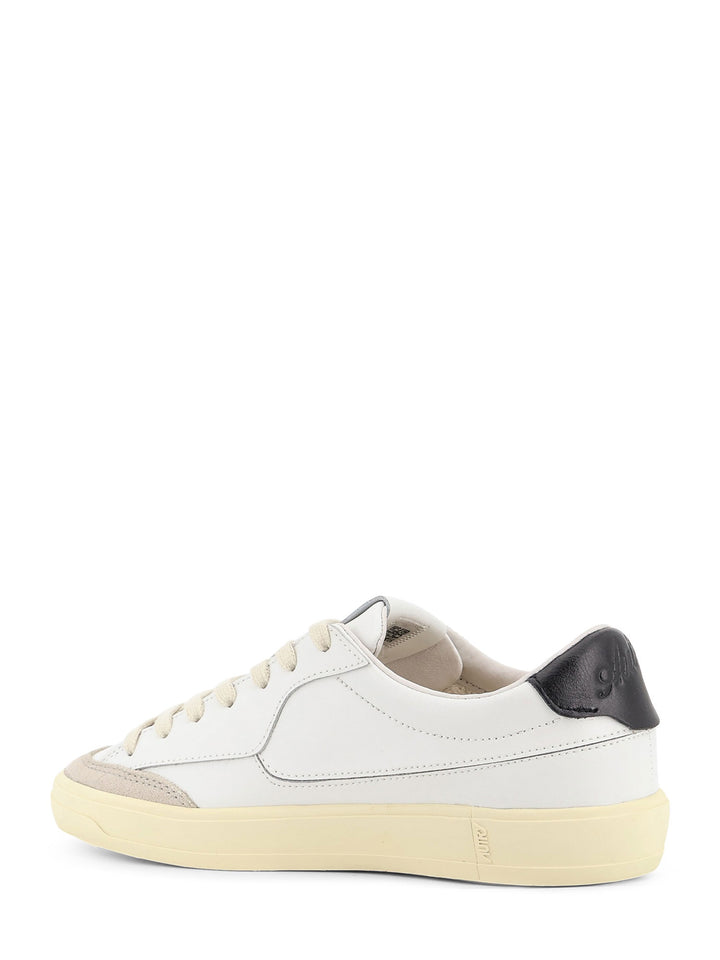 Autry Sneakers - Whiteblack | 9637f40d8be90dde1aeadba10020b24cc1cd9cdb