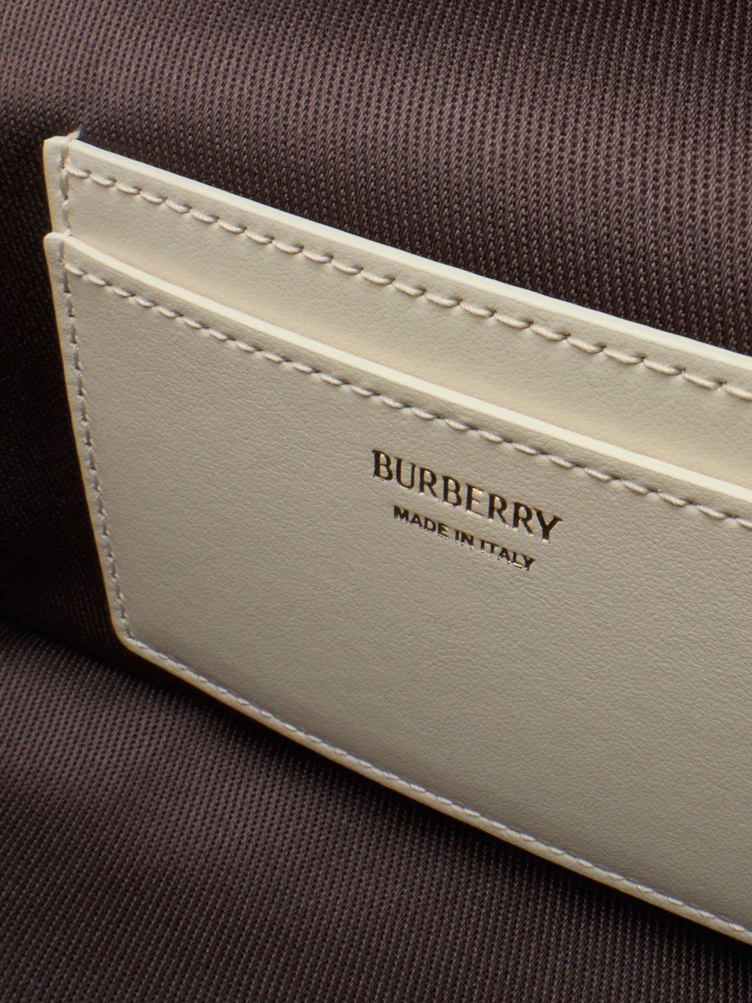 Burberry Bags - Chiari | aa352e472687ff7fb4441140bfec7beb079ddc82