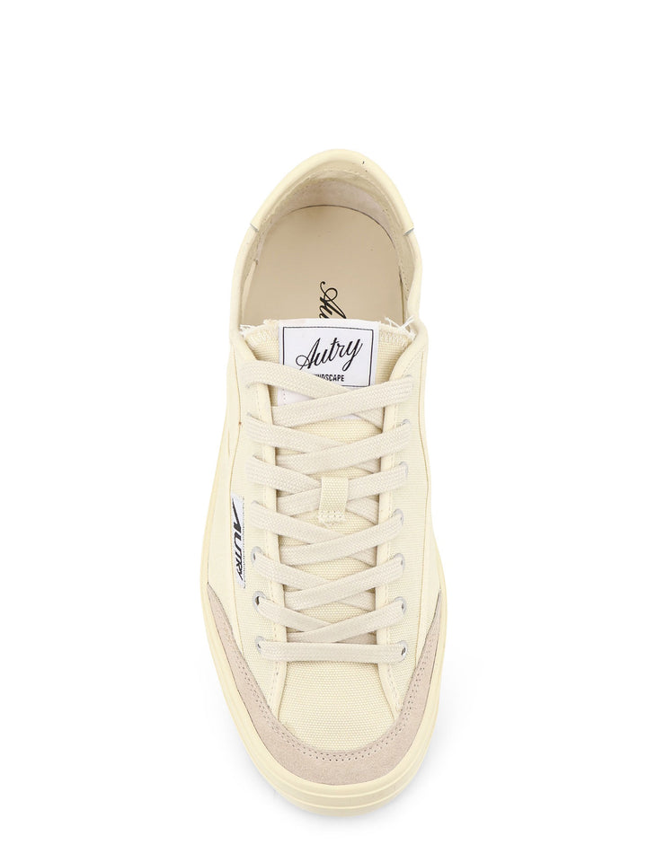 Autry Sneakers - Chiari e Naturali | 586463353c8b9d80cb63ec403245dc92e7eb9210