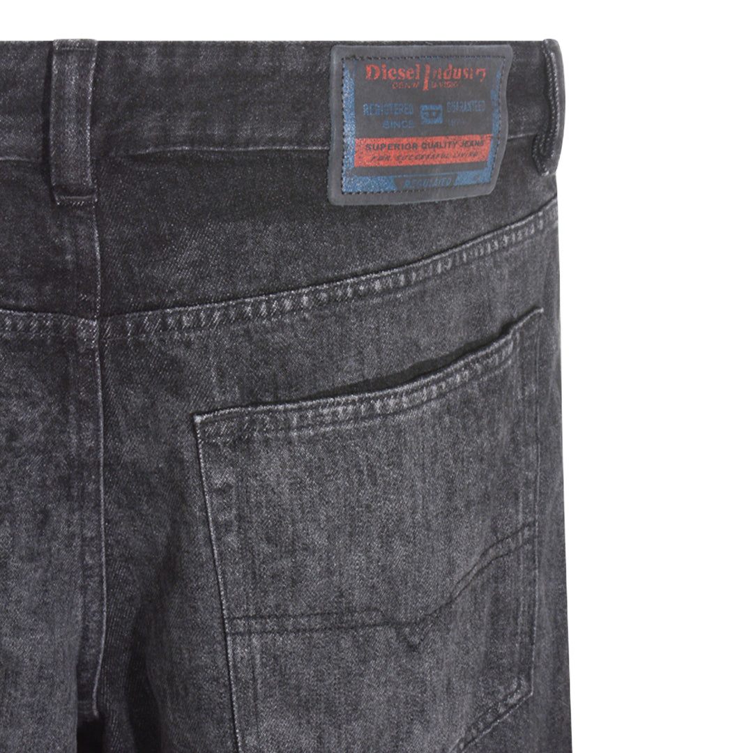 Diesel Jeans - Blacks and greys | f5bb786a30a4d3dfd65a86deb617ca93f950a205