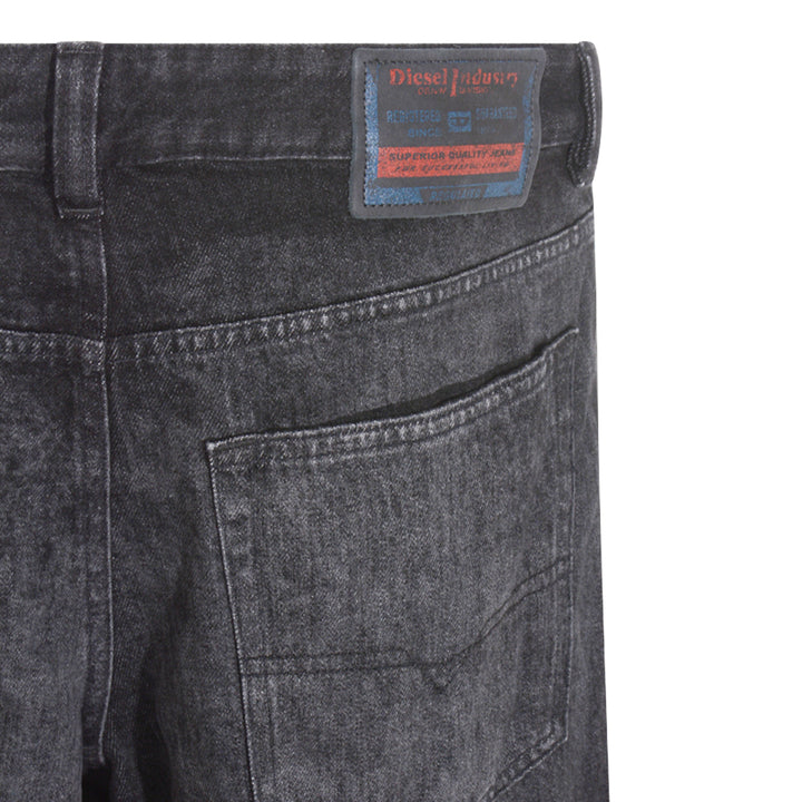 Diesel Jeans - Blacks and greys | f5bb786a30a4d3dfd65a86deb617ca93f950a205