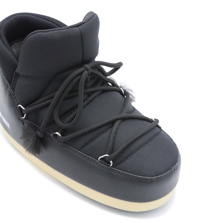 Moon Boot Boots - Blacks and greys | 44bb8f51c371ffa3683961898fc581fca19f7283