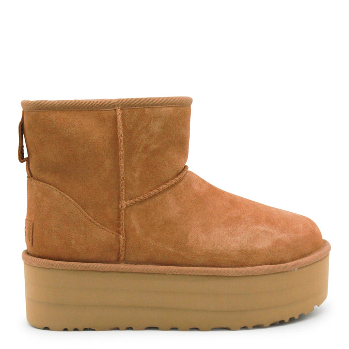 Ugg Boots - Chestnut | a18a1fb94811a98d29b1db65b1e0bd01970d9c13