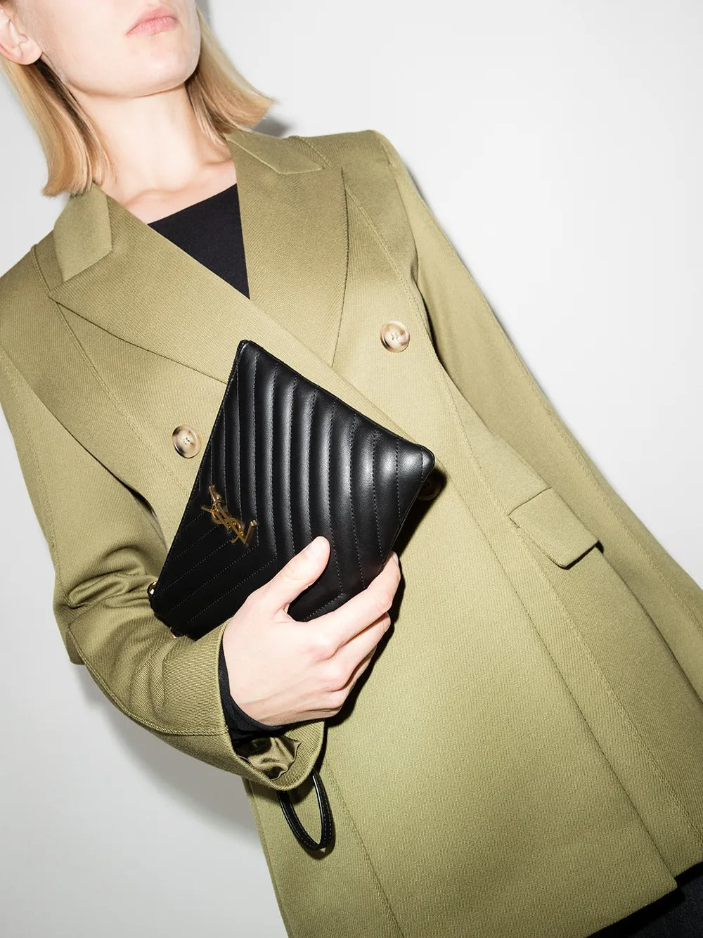 Saint Laurent Paris Clutches - Nero | 6ccdc00743464bb2689b95169cc0dceb1198e127