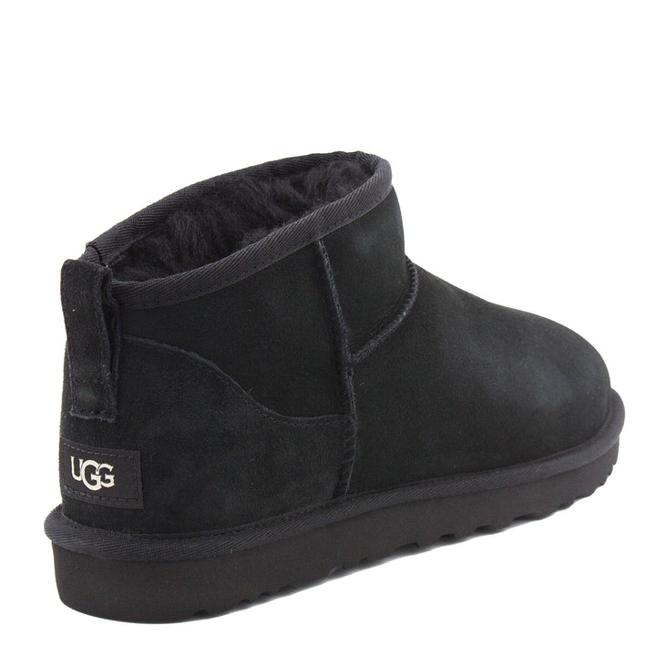 Ugg Boots - Blacks and greys | 17e87b0bd704a8e9cc1e4a0382da61d2ab3f4d0a
