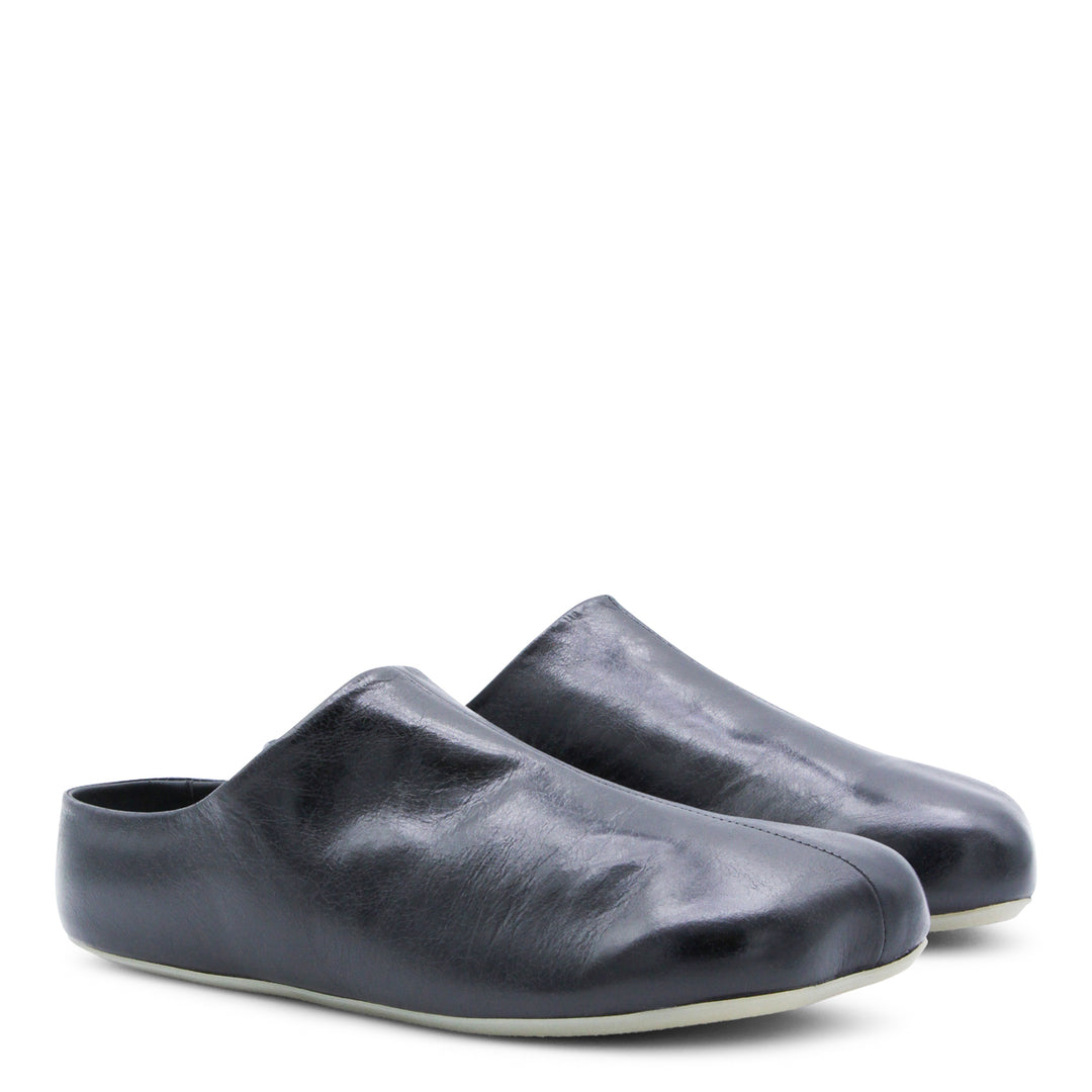 Mm6 Maison Margiela Flat shoes - BLACK | 234326f70e089a7b5f23ca76a2024d143ca6c372