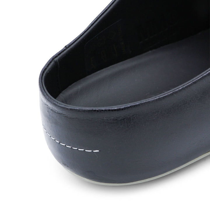 Mm6 Maison Margiela Flat shoes - BLACK | f5e0a3d665db2f93ba2651a6ea8a796812146d2a