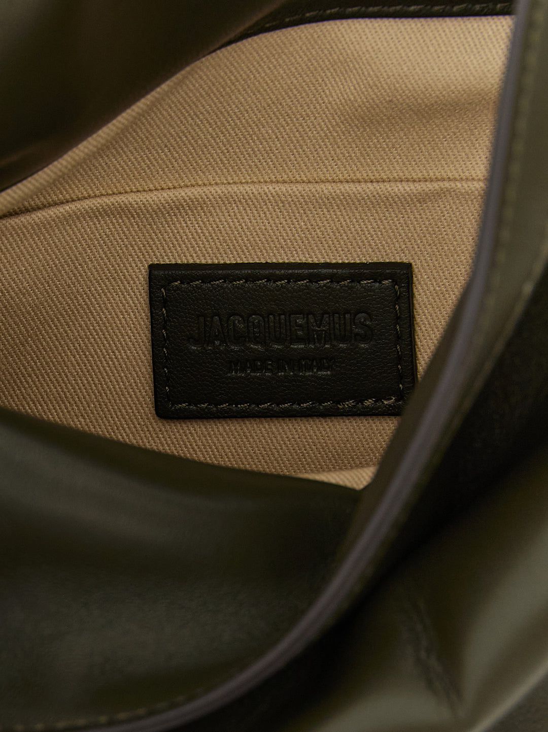 Jacquemus La Pochette Rond Carré Clutch - Verde | 03eb4bf8b735b42f53b6e7902536ba3d63aa72d8