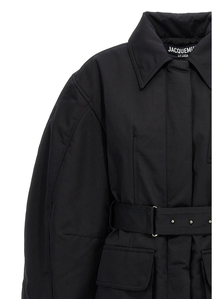 Jacquemus Le Blouson Bari Puffer Jackets - Nero | 73b31a47006f93d8b7983eb8f4b6422de07defa0