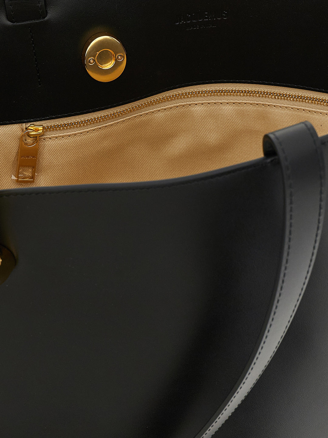 Jacquemus Le Bambola Moyen Borse a Spalla e Tracolla - Nero | eeb76894fa17516b056b7221c09335fa462d865e