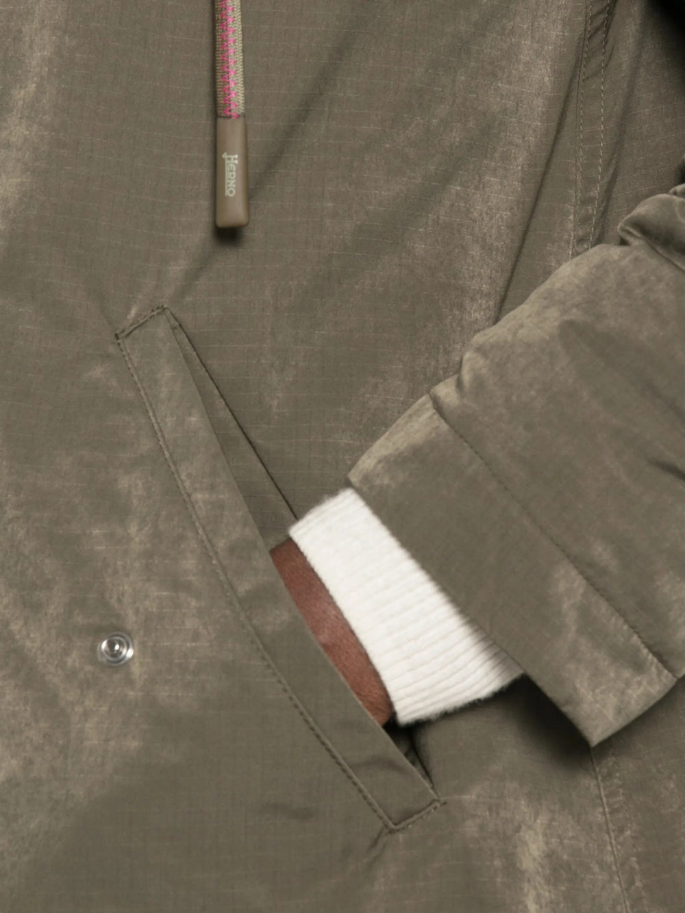 Herno Down jackets - Verde | b7b4e764fa8c28331e732056c4519246fbbb9264
