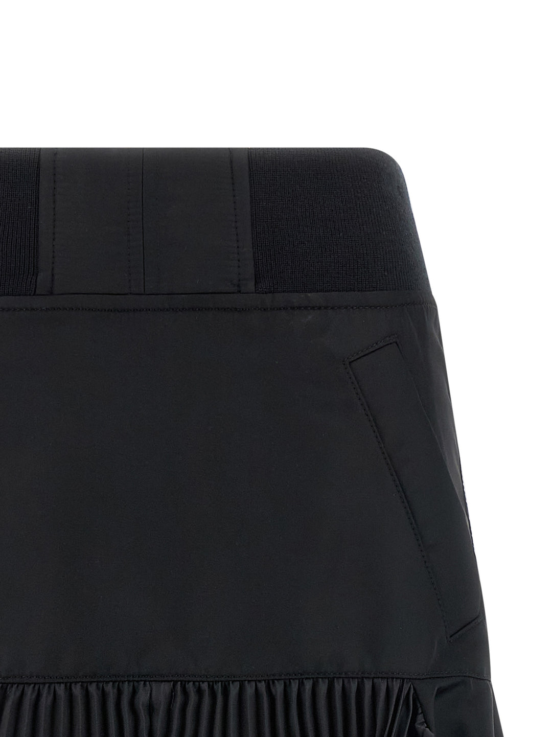 Sacai Pleated Insert Skirt Gonne - Nero | fee677c474eec10cdf01cacb5e9b92c05582e66b