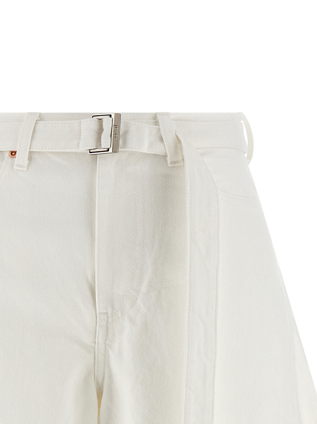 Sacai Bemuda Curved Leg Bermuda e Short - Bianco | f2269734a842ca4c8d4c32a0d75a2102d989292d