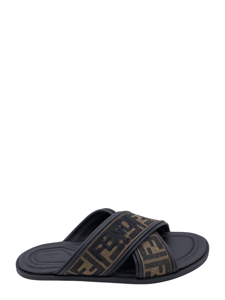 Fendi Sandals - Marrone | b235f974a100eda7d5b39263b909f9c9e23e3316