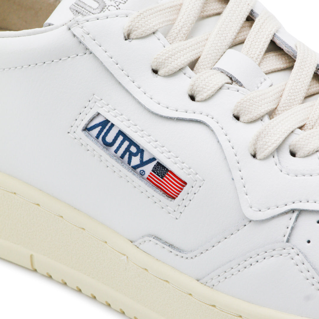 Autry Sneakers - WHITE/MALBLUE | c56f9c6165e937157e2cfb4b0f258a6f9fdeb7f5