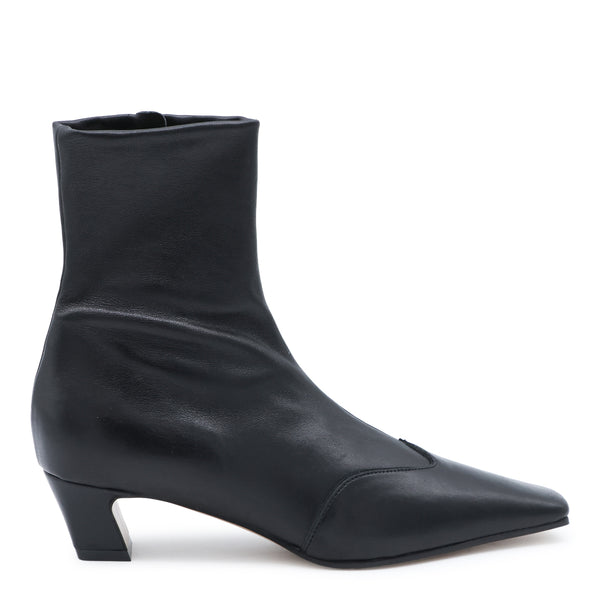 Boots Black