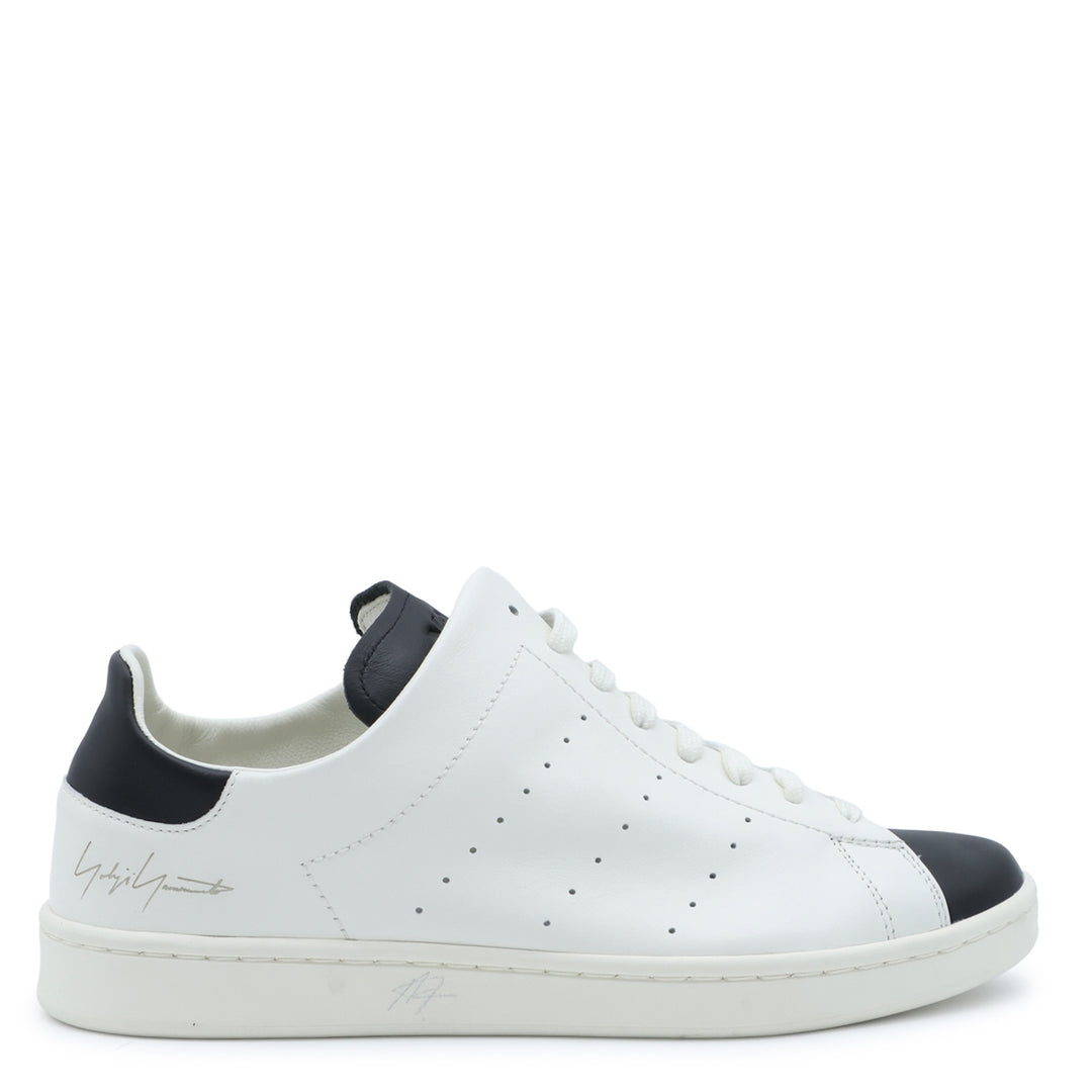 Y-3 Sneakers - OFF WHITE/BLACK | d8f3ec959d04585580856d37e6c26fc4ffe56cbd