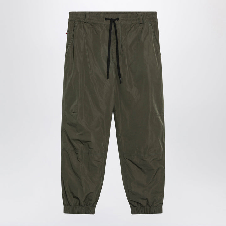 Moncler Grenoble Pantaloni - Verde | 407b4fd85c498f4eb9ed09ef263a2719083eaa83