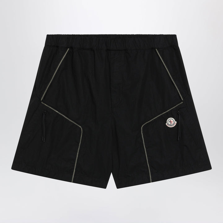 Moncler Shorts - Nero | 8f527e88c489817d7d5d81fd77f10c54e049280c