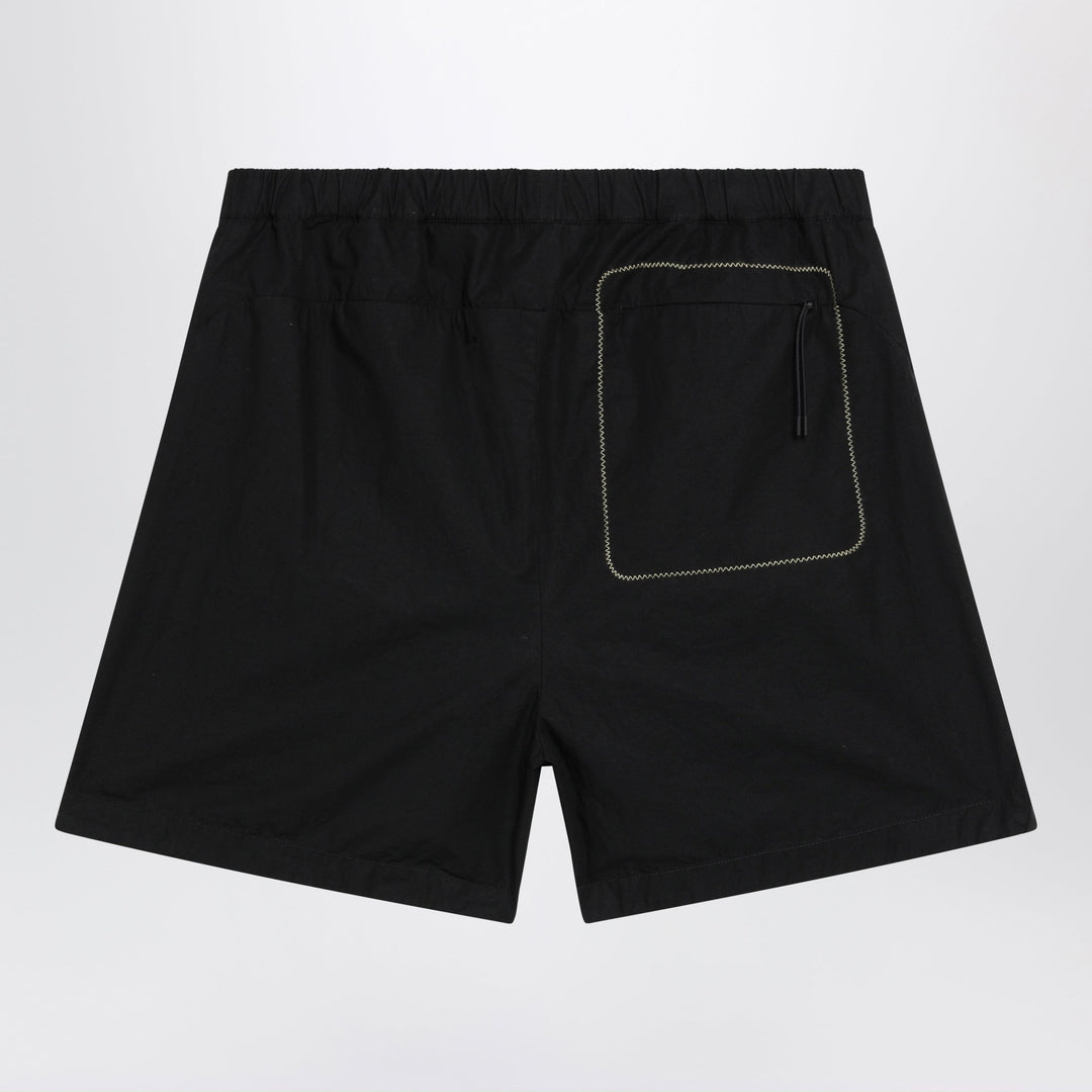 Moncler Shorts - Nero | 4f1fa77c4c4847f24b6a03b4172d74f95162ab11