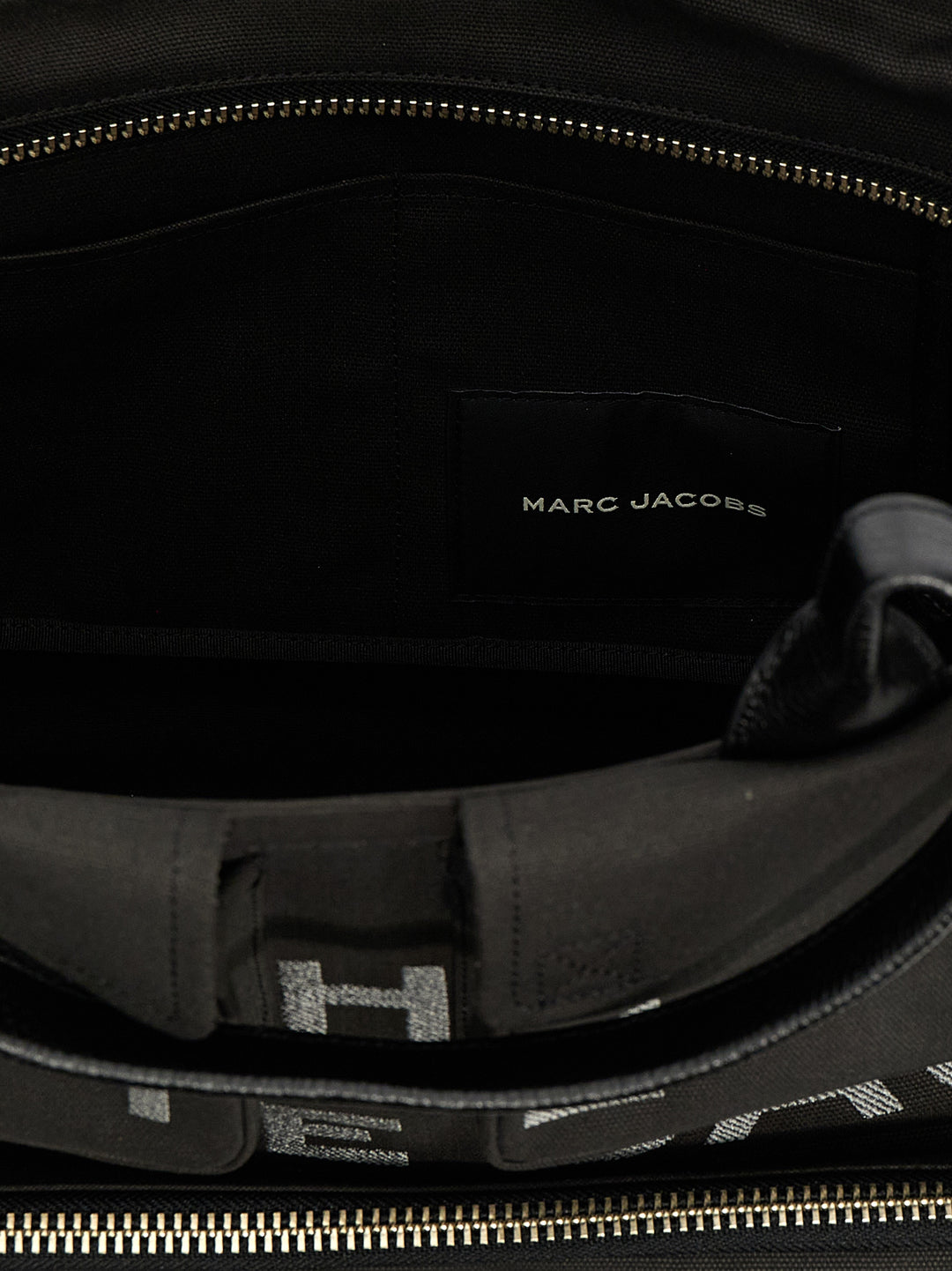 Marc Jacobs The Cargo Canvas Large Tote Tote - Nero | c4f3f30d643efee04040cfd146d891b938ce680d