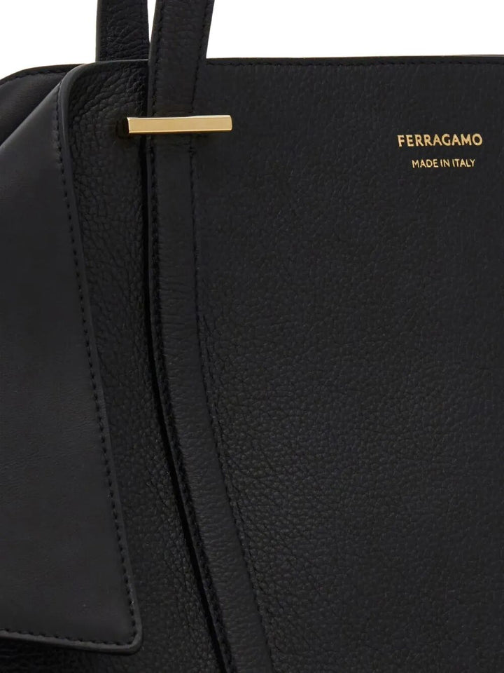 Ferragamo Totes - Nero | 1cf6e0a24b89da38709ce76029f80d48a64245c5