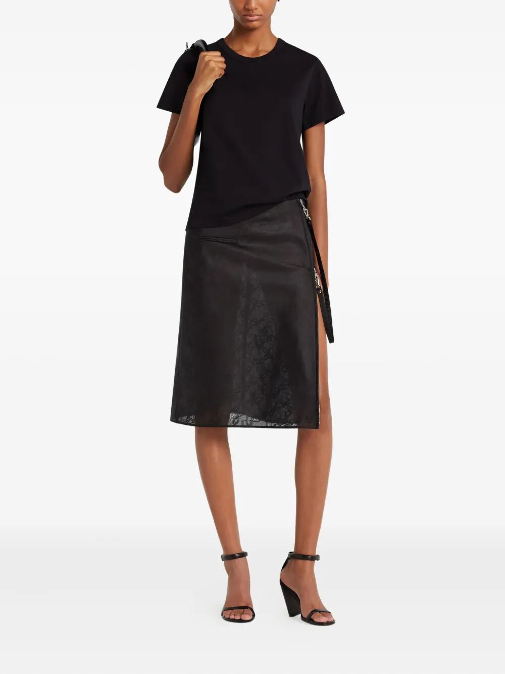 Courreges T-shirts - Nero | ad3336484be9f0bb6fd564b437a3659470409aba