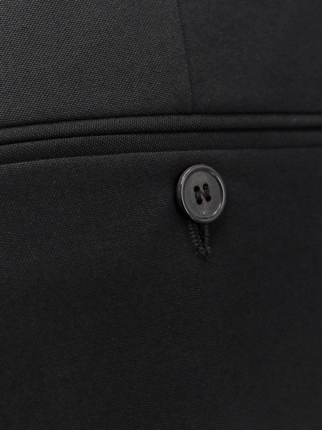 Saint Laurent  - Blacks and greys | 31384585f21f0005906b2ae8a8223373ae6c03bc