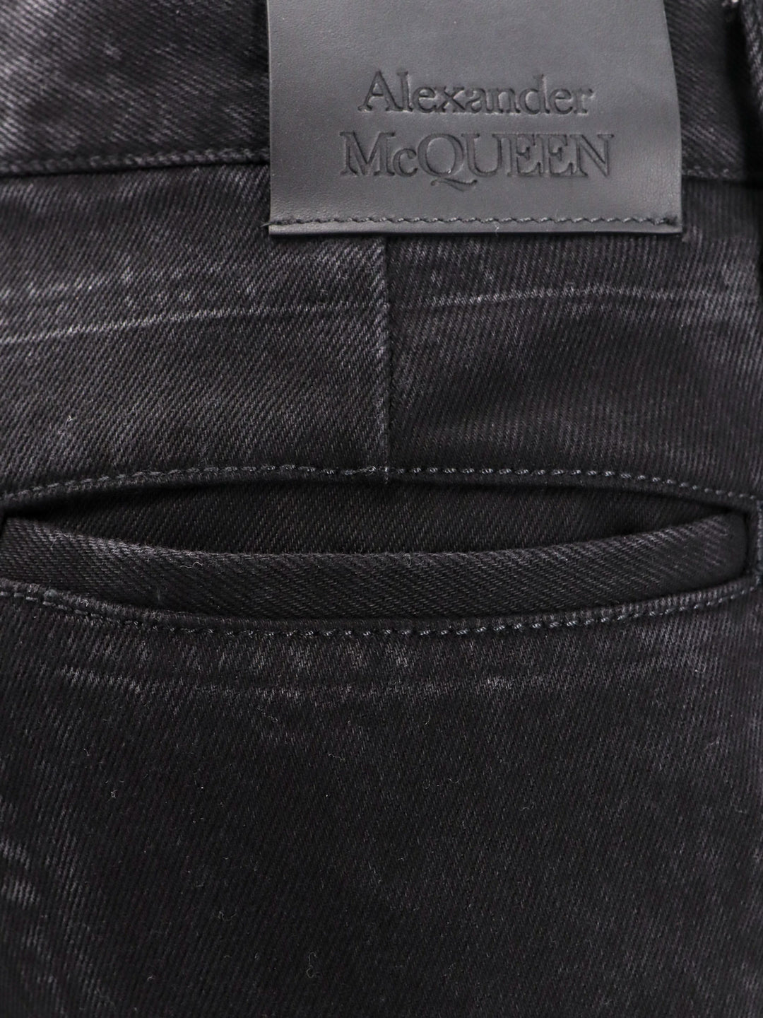 Alexander Mcqueen  - Blacks and greys | 4c05ad7ea002f4375c4903161ffd1c7f3cac4abd