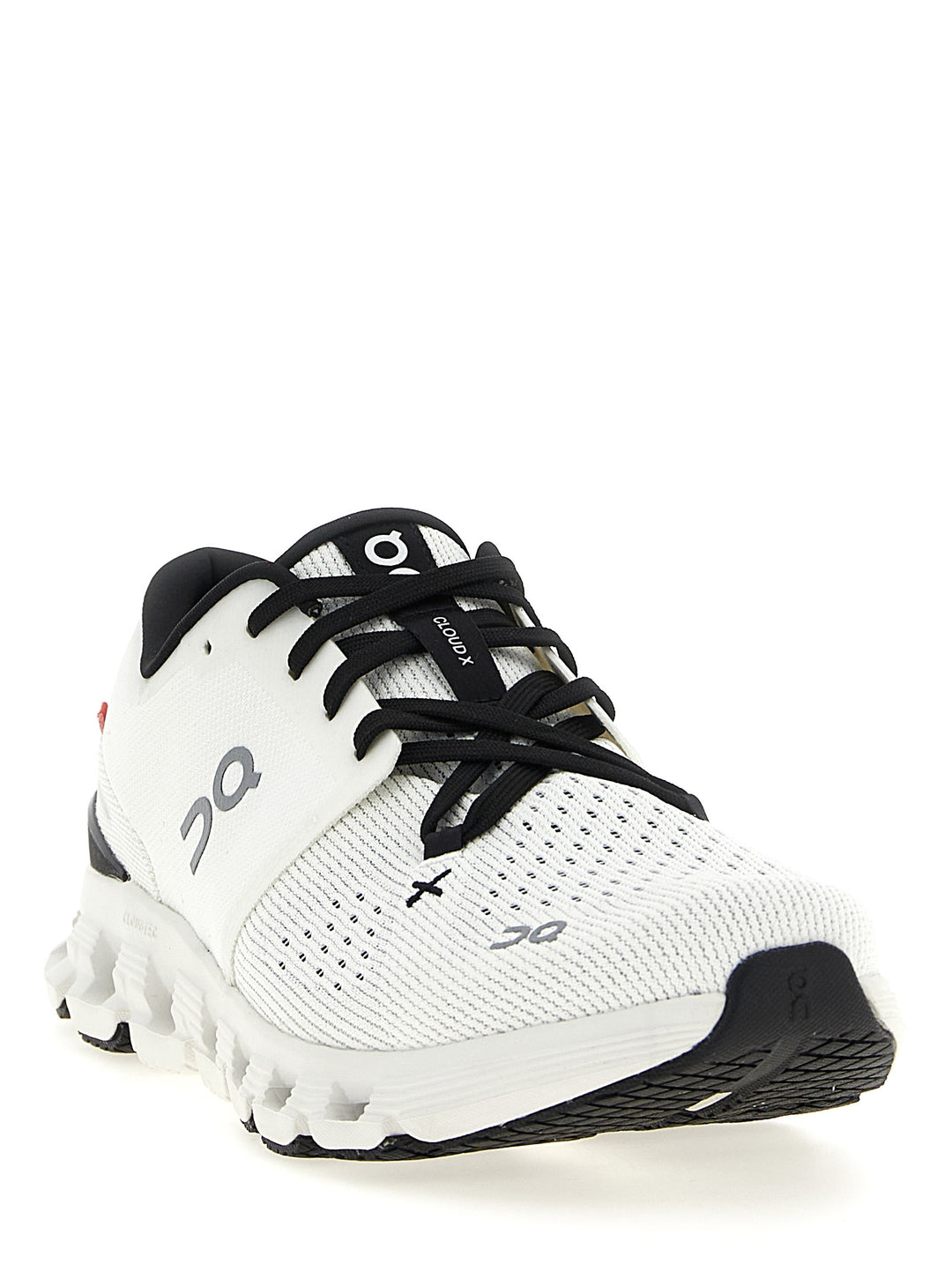 On Cloud X 4 Sneakers - Bianco | a0ef0b20697067ea8eac3ee6252e7e9472a172a5