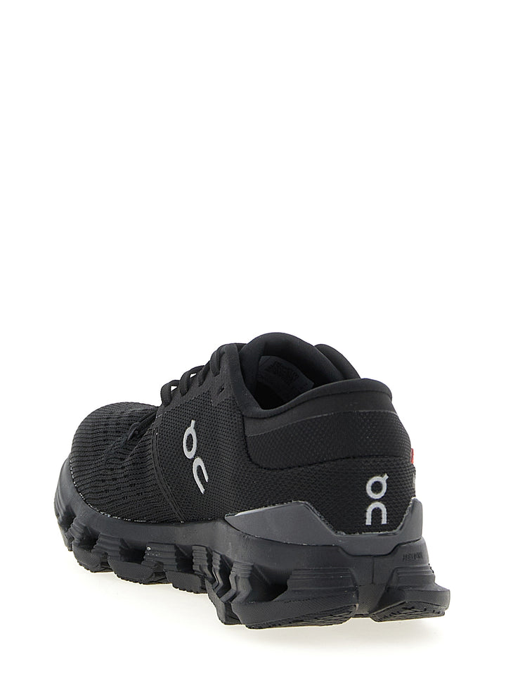 On Cloud X 4 Sneakers - Nero | 712c66b4a70c5498ce767e6d267655f4949afe6a