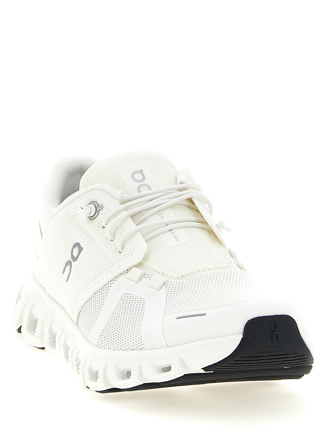 On Cloud 6 Wide Sneakers - Bianco | 00f0674fce8611063449274c540687f65402c212