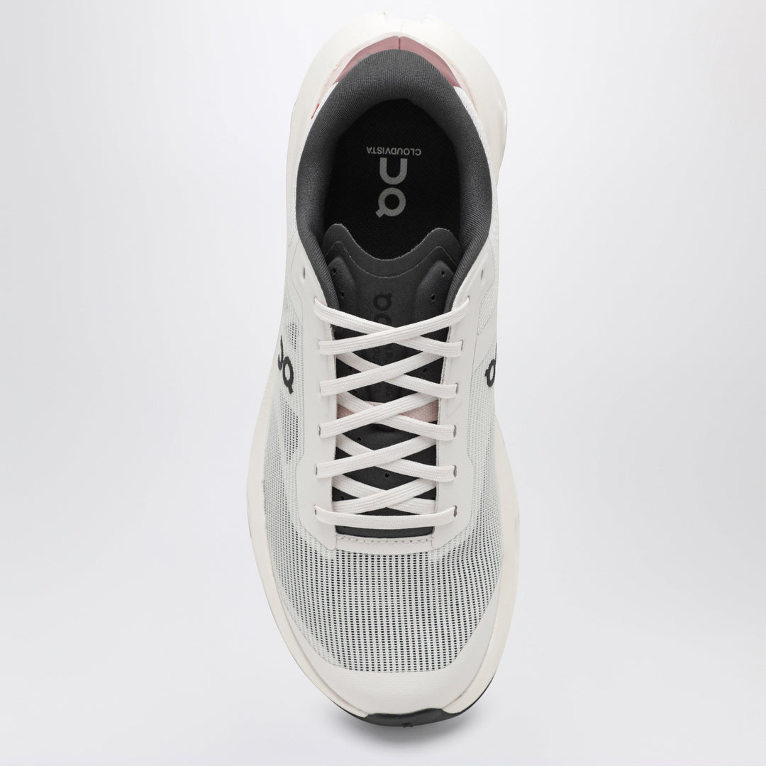 On Apparel & Accessories - Beige | d8bcb56133587ff6b10fec275cae4636ca48e87d