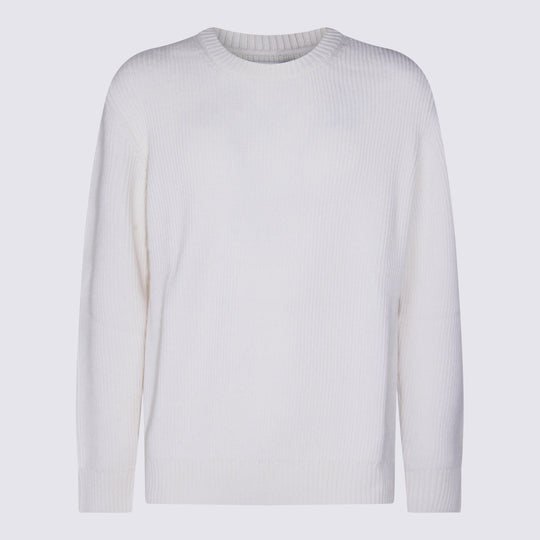 Sweaters Light And Natural