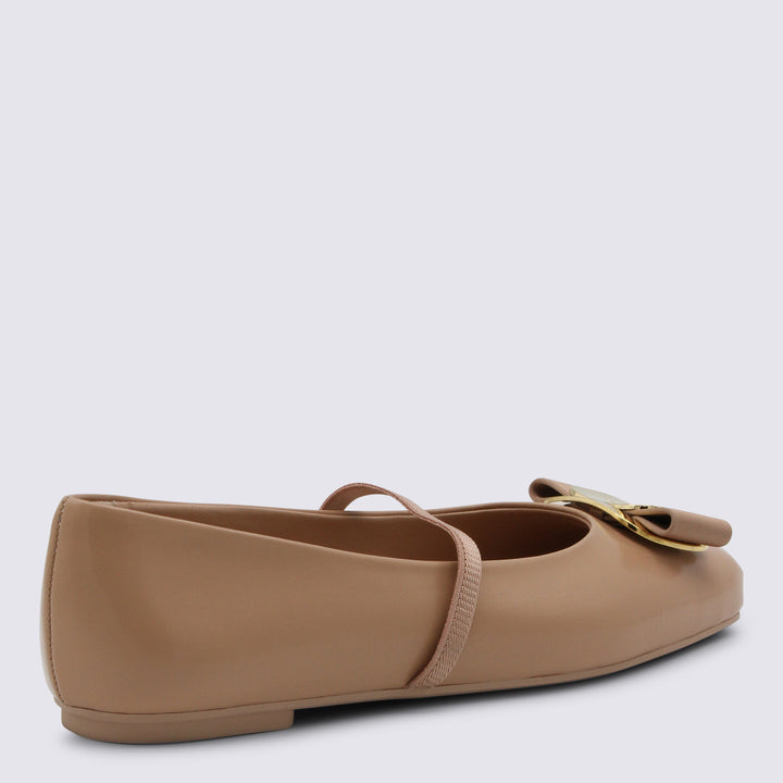 Ferragamo Flat shoes - Light and natural | 809dfdb7dea3e22ecf43de54840ae7b6a977d9c6