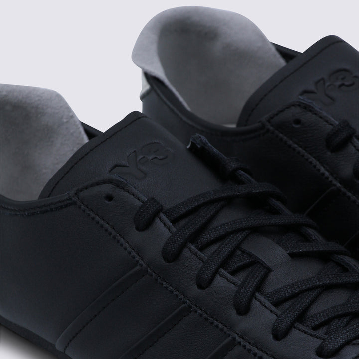 Y-3 Sneakers - BLACK/BLACK/OWHITE | cc4b4c7e85d62191128b6761fa74499f98bdb0fe