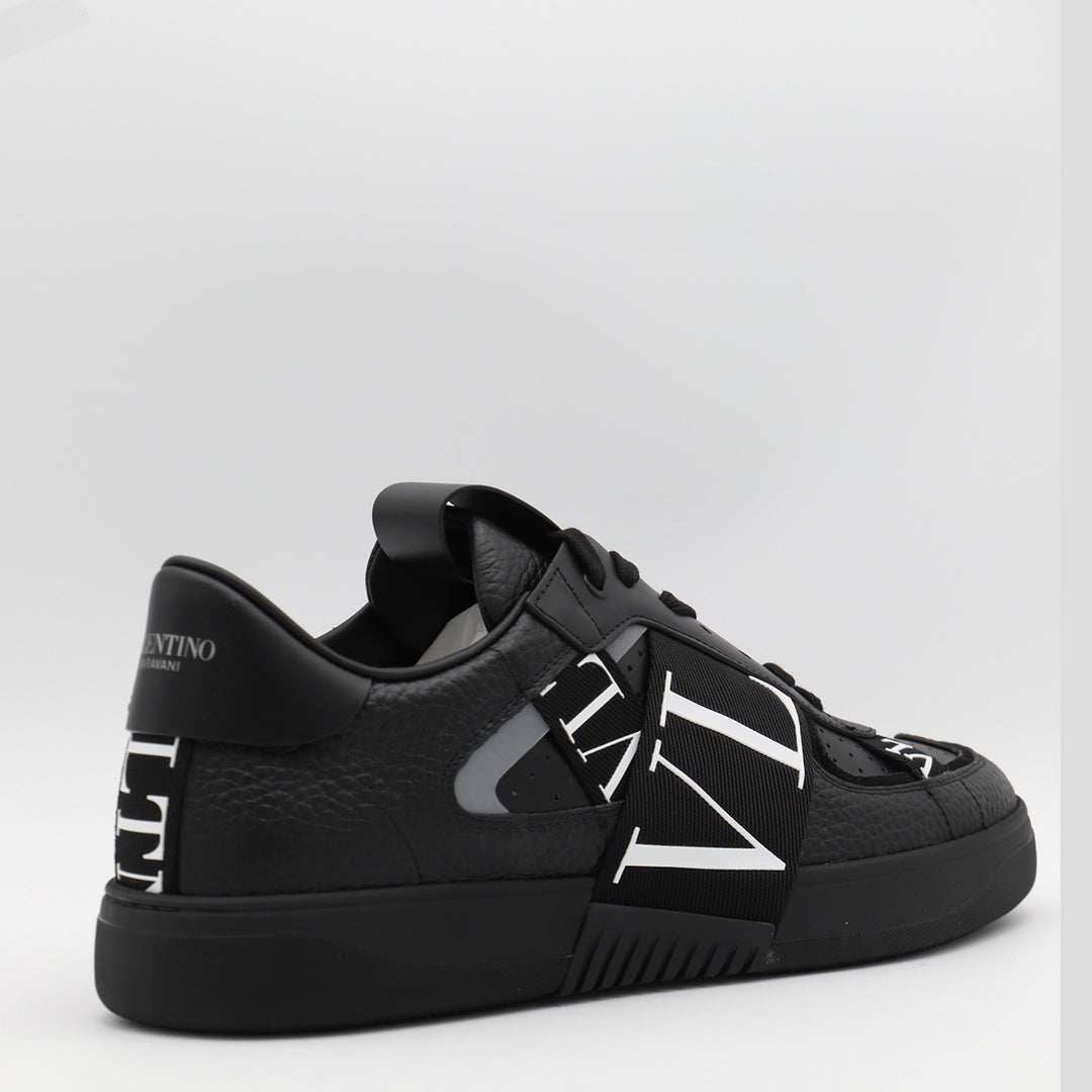Valentino Garavani Sneakers - BLACK-BLACK | d90194a79f35bdde18a98db62759a74975c0caec