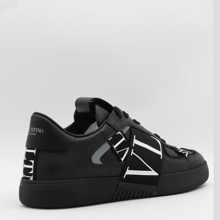 Valentino Garavani Sneakers - BLACK-BLACK | d90194a79f35bdde18a98db62759a74975c0caec