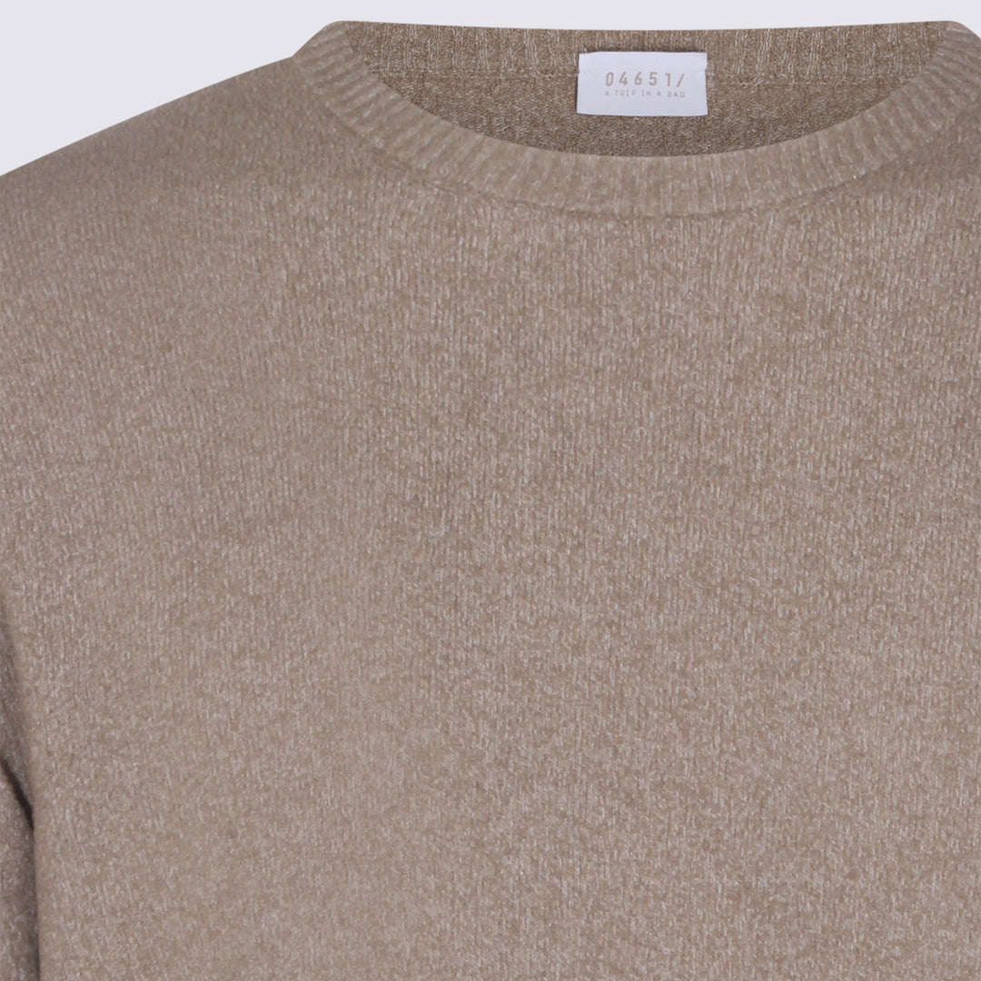 04651/A Trip In A Bag Sweaters - Taupe | 86e809b5621fc3334fa478317e930e96806fc29f