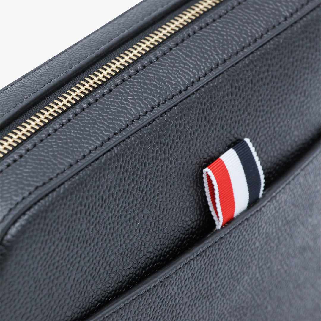 Thom Browne Bags - Nero | 8aed9800d31153a46ad12f280bd981285c158814