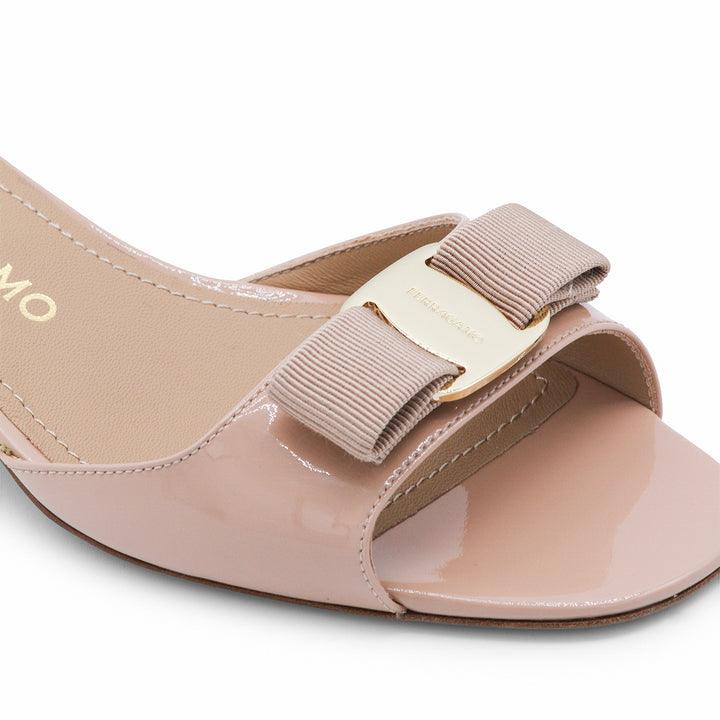 Ferragamo Sandals - Nude | 5ed6410bf1b958b5862481de96cdcad15fddb68d