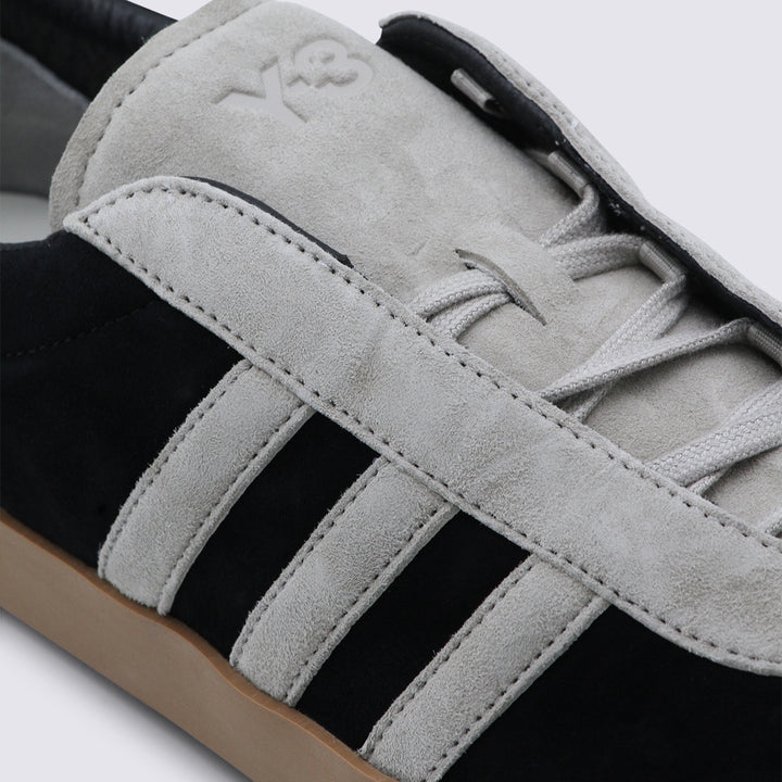 Y-3 Sneakers - BLACK/BLACK/LBROWN | b673695456ae0cabc6f6372e19c35460a9841900