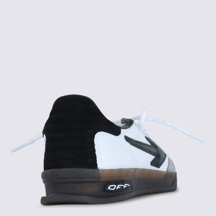 Off-White Sneakers - Chiari e Naturali | bf87ad20f9ae7db08e18b228cdefcd79f2a1f077